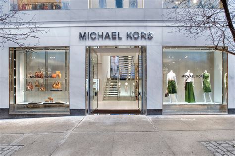 michael kors marques avenue|Michael Kors cuts rent in half for Madison Avenue store .